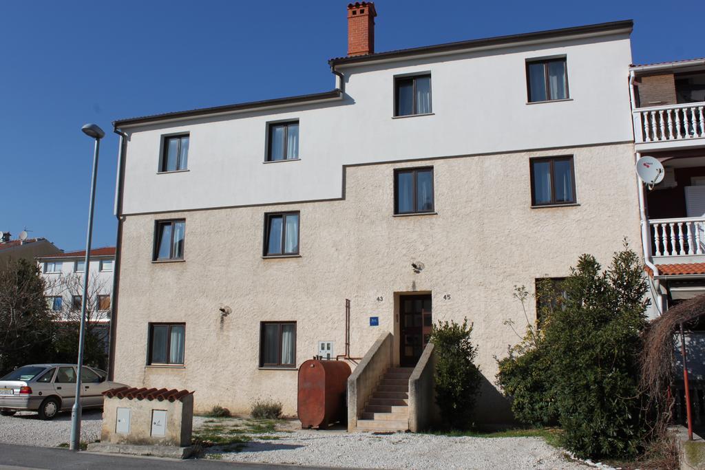 Apartments Barbara Gregovica Pula Buitenkant foto